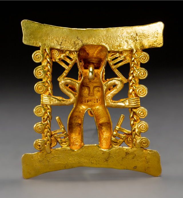 ancient aztec gold artifacts